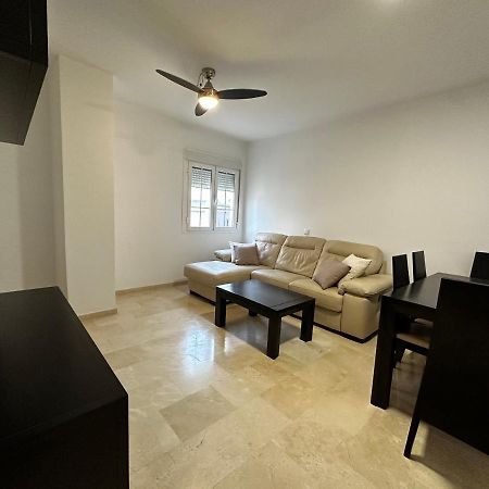 Taro Beach Home Малага Екстериор снимка
